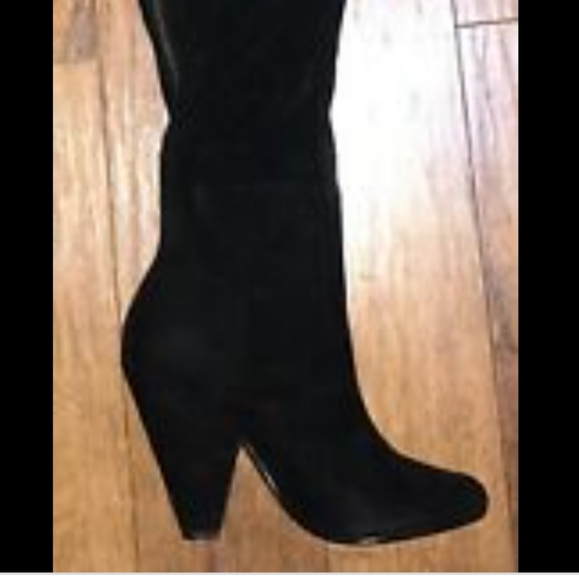 STEVE MADDEN VELVET BREWSTER BOOTS - Picture 6 of 7